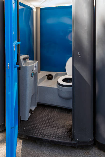 Best Porta potty rental near me  in Moody, TX